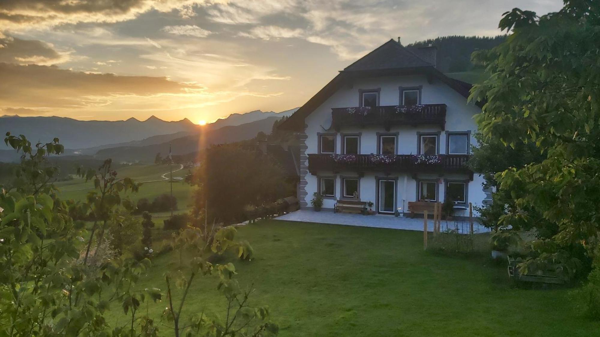 Appartamento Schweizer Hof Tamsweg Esterno foto